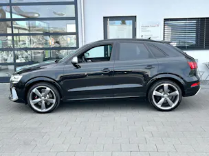 Audi RS Q3 2.5 TFSI performance quattro S-tronic