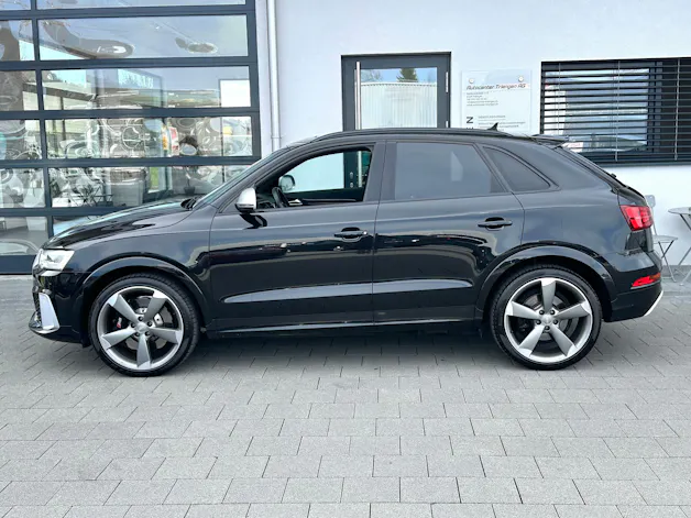 Audi RS Q3 2.5 TFSI performance quattro S-tronic
