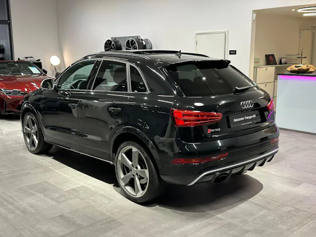 Audi RS Q3 2.5 TFSI performance quattro S-tronic