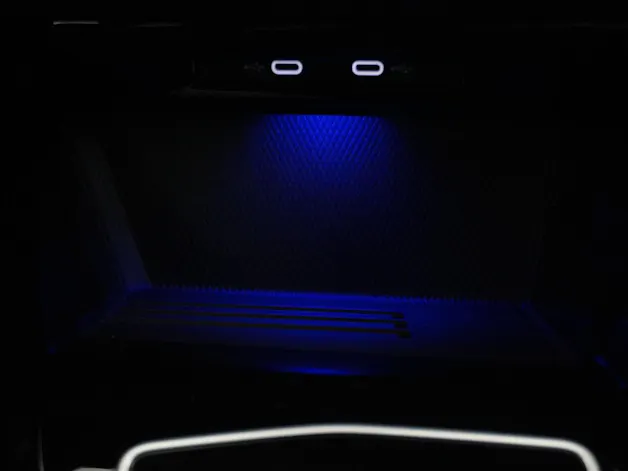 VW Golf VIII 1.5 eTSI R-Line DSG