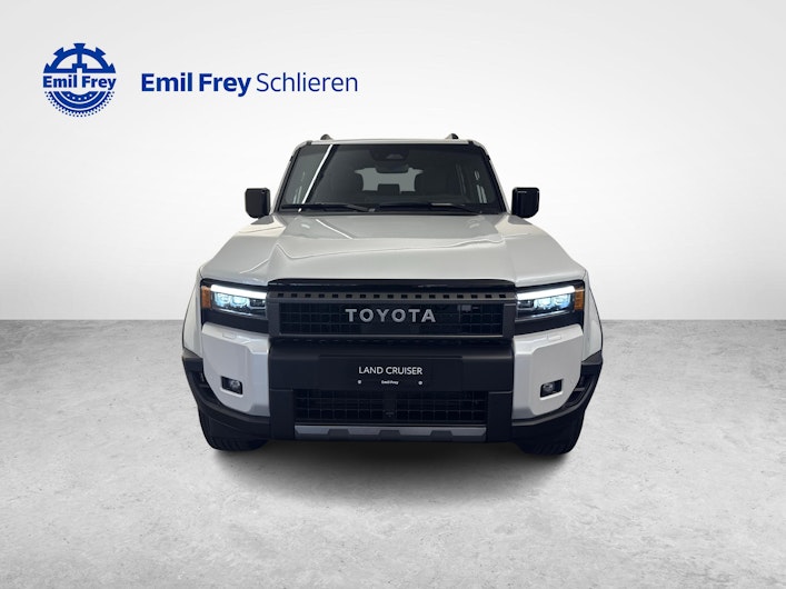 Vehicle image TOYOTA LANDCRUISER