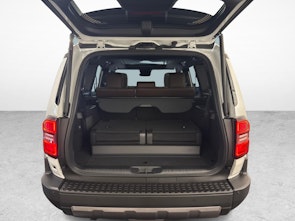 Vehicle image TOYOTA Land Cruiser 2.8 D 48V Invincible