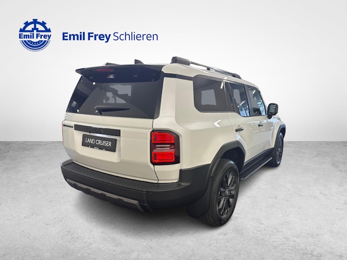 Vehicle image TOYOTA LANDCRUISER