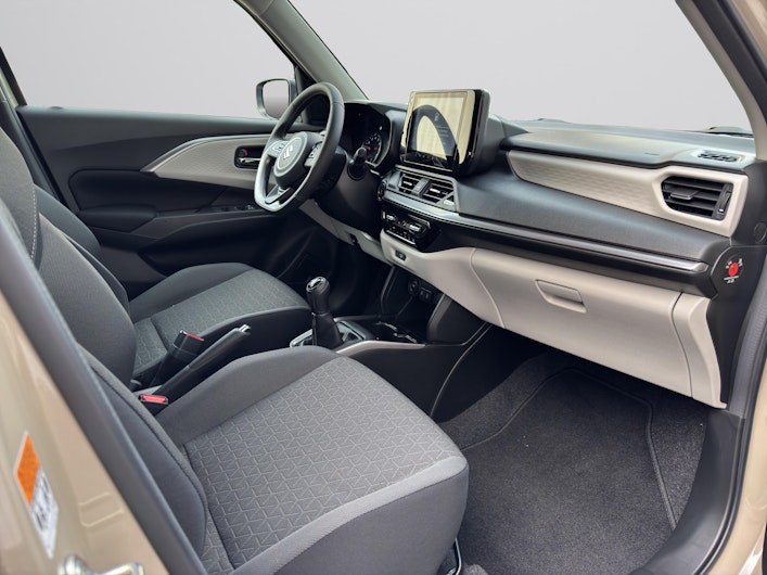 Vehicle image SUZUKI SWIFT