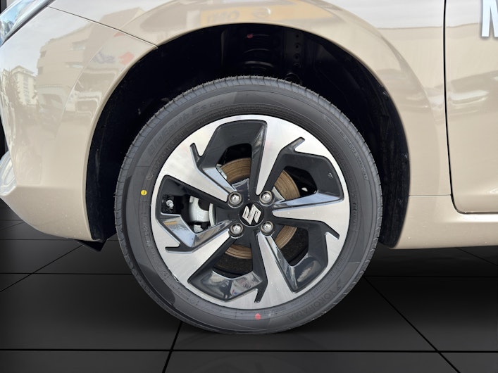 Vehicle image SUZUKI SWIFT