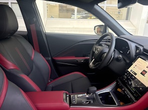 Vehicle image LEXUS LBX 1.5 Hybrid Vibrant Edition AWD