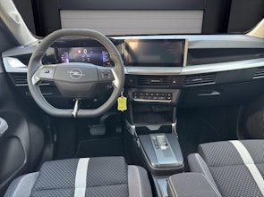 Vehicle image OPEL Frontera-e GS