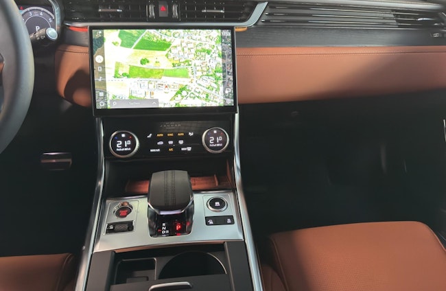 Vehicle image 13 Vehicle image 13