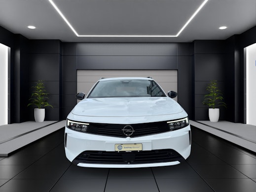 OPEL Astra Sports Tourer 1.2 T Hybrid Edition 1