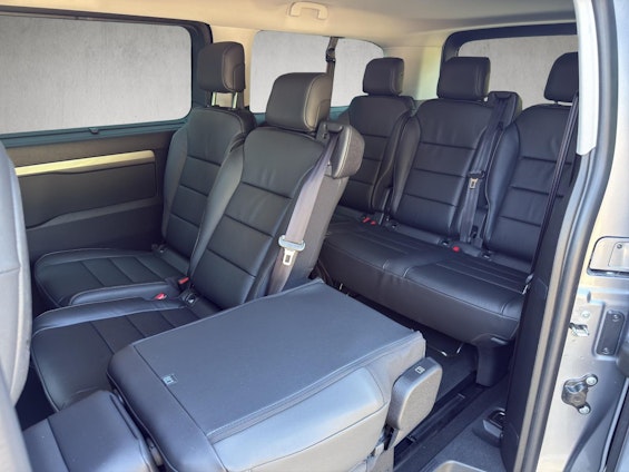 Vehicle image 12 Vehicle image 12