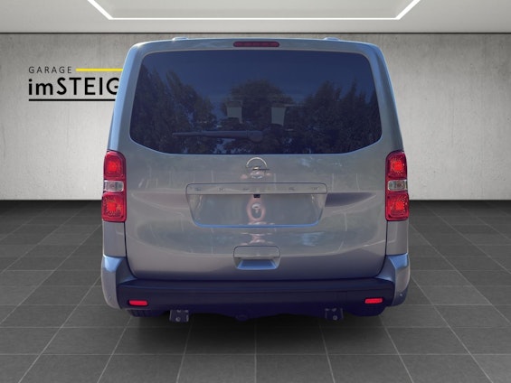 Vehicle image 3 Vehicle image 3