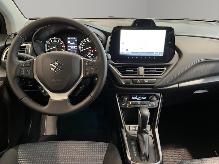 Vehicle image SUZUKI S-CROSS