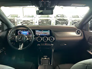 Mercedes-Benz GLA 200 Night Star
