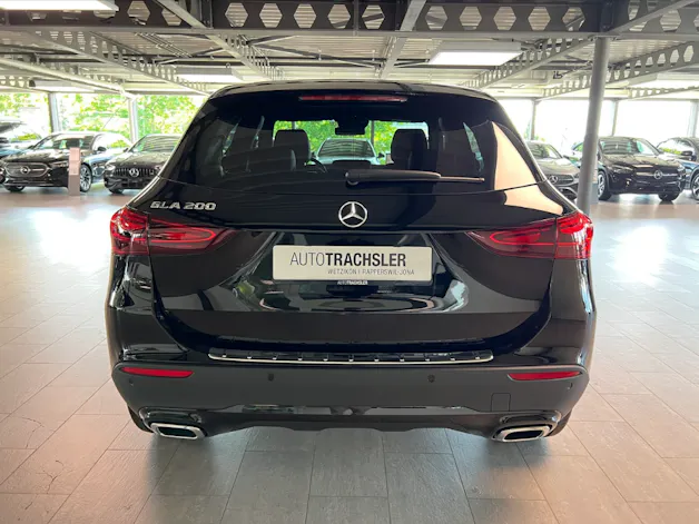 Mercedes-Benz GLA 200 Night Star