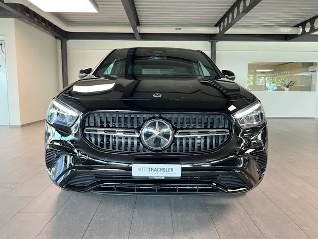 Mercedes-Benz GLA 200 Night Star