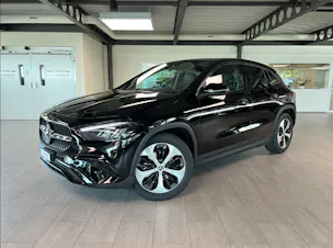 Mercedes-Benz GLA 200 Night Star