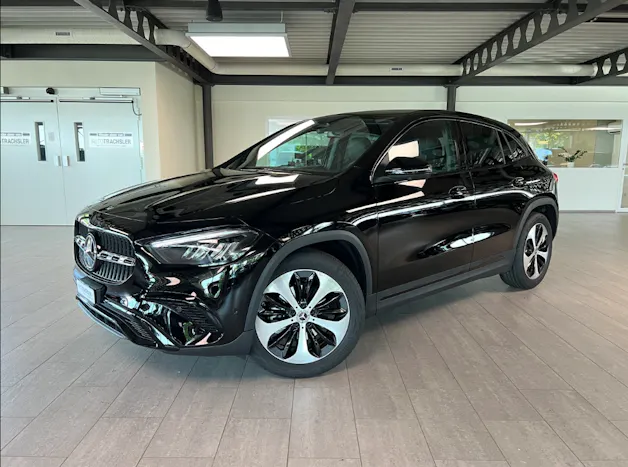 Mercedes-Benz GLA 200 Night Star