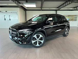 Mercedes-Benz GLA 200 Night Star