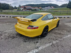 Porsche 911 Coupé 3.6 GT3