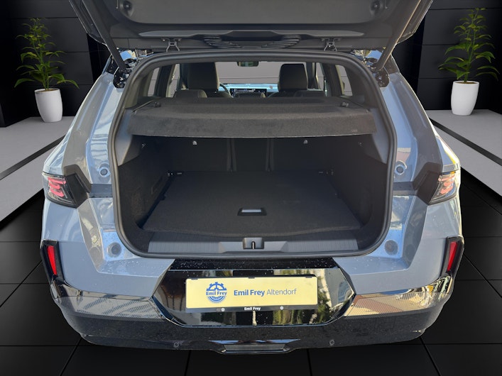 Vehicle image OPEL GRANDLAND