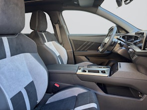 Vehicle image OPEL Grandland-e Ultimate AWD