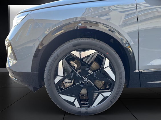 Vehicle image 9 Vehicle image 9