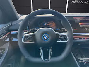 BMW 550e xDrive Touring