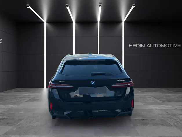 BMW 550e xDrive Touring