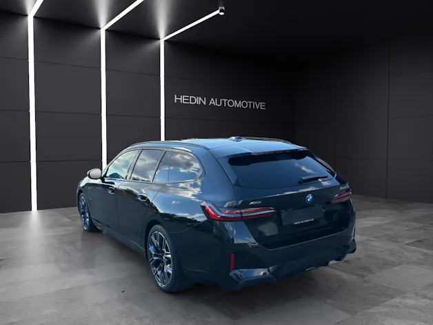 BMW 550e xDrive Touring