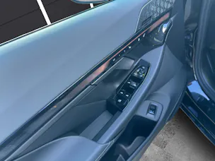 BMW 550e xDrive Touring