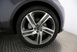 Vehicle image LAND ROVER Discovery 3.0 D I6 300 Dynamic HSE