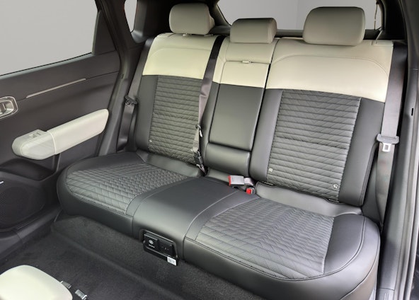 Vehicle image 7 Vehicle image 7