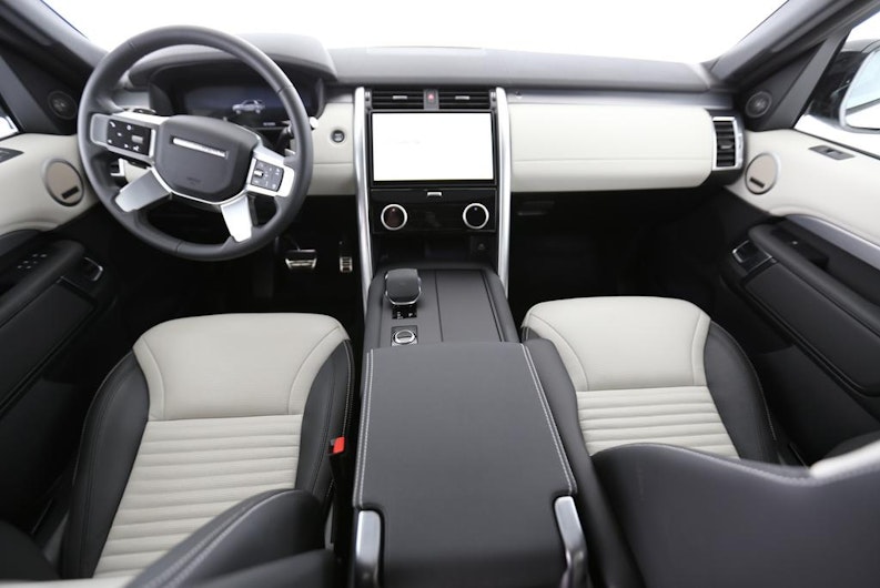 Vehicle image LAND ROVER DISCOVERY