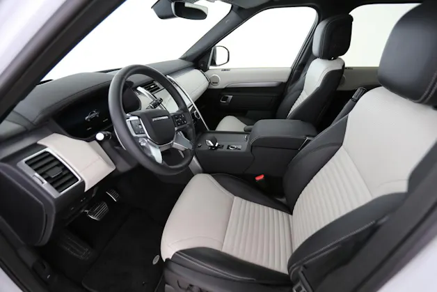 Land Rover Discovery 3.0 D I6 250 Dynamic SE