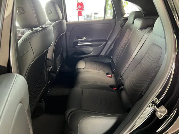 Mercedes-Benz GLA 200 Night Star