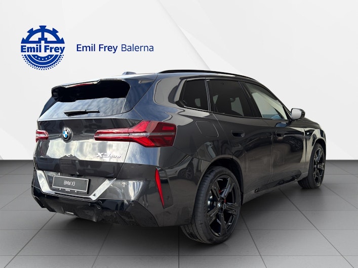 Vehicle image BMW X3