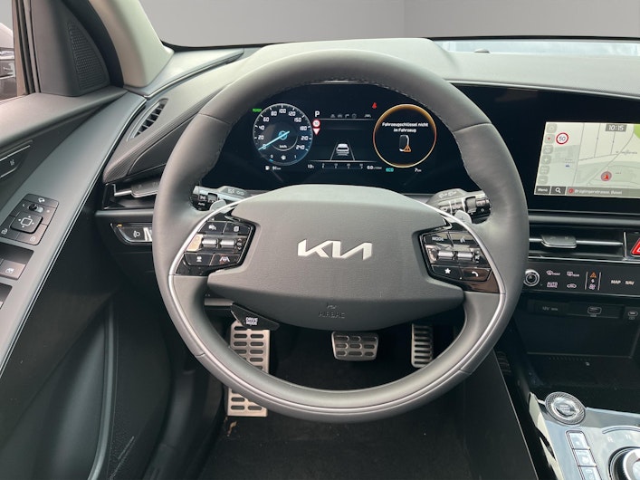 Vehicle image KIA NIRO