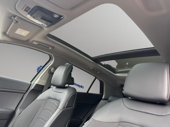 Vehicle image 10 Vehicle image 10