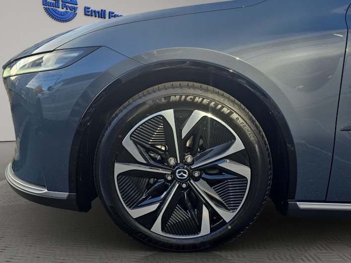 Vehicle image MAZDA 6