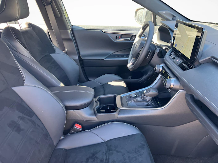 Fahrzeugbild TOYOTA RAV-4