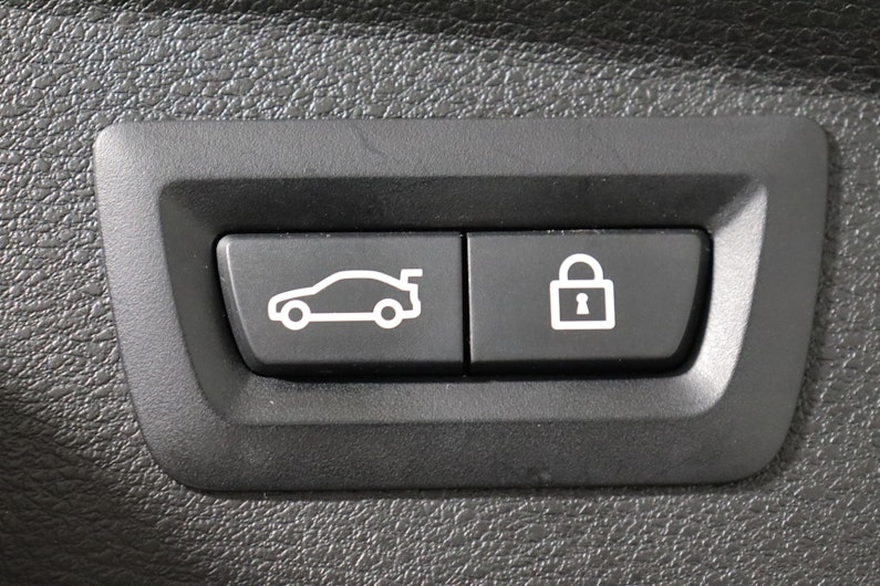 Vehicle image BMW X2