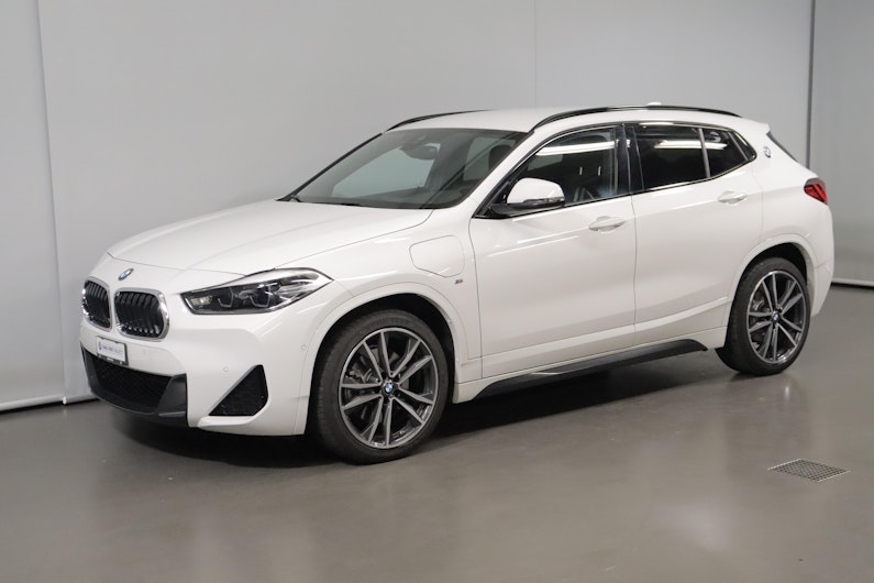 Vehicle image BMW X2