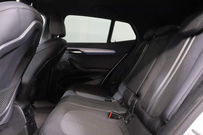 Vehicle image BMW X2