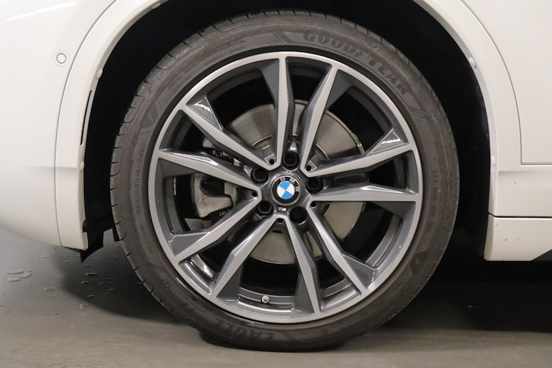 Vehicle image BMW X2