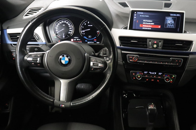 Vehicle image BMW X2