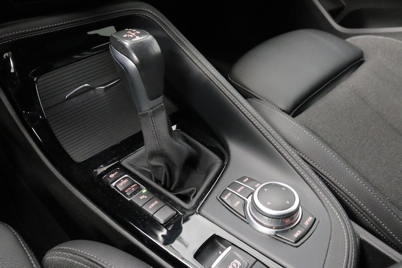 Vehicle image BMW X2