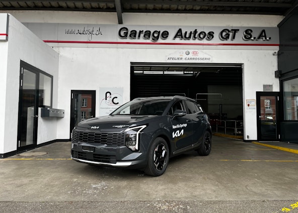 First vehicle image First vehicle image