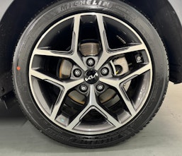 Vehicle image KIA Ceed 1.5 T-GDi Power