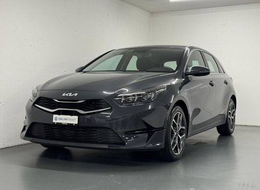 KIA Ceed 1.5 T-GDi Power 0 KIA Ceed 1.5 T-GDi Power 0