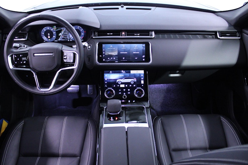 Vehicle image LAND ROVER RANGE ROVER VELAR